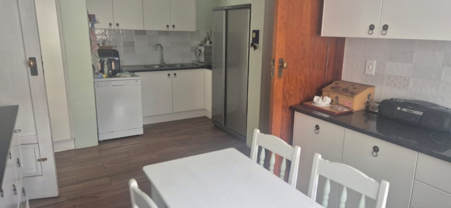 4 Bedroom Property for Sale in Westdene Free State